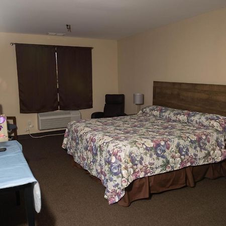 Lafayette Inn Moundsville Экстерьер фото
