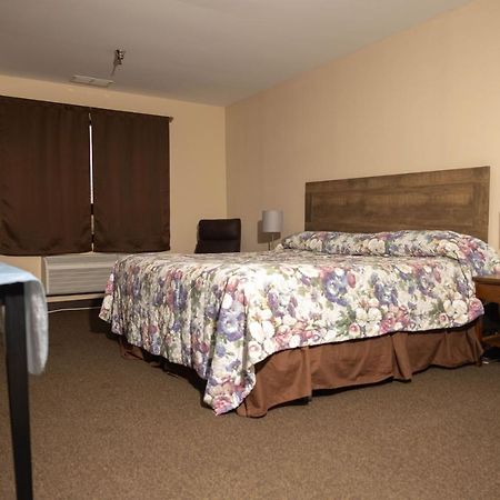 Lafayette Inn Moundsville Экстерьер фото
