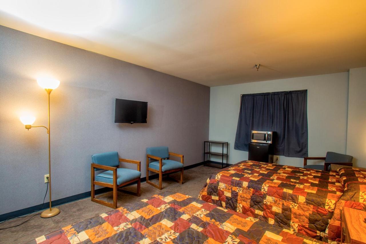 Lafayette Inn Moundsville Экстерьер фото