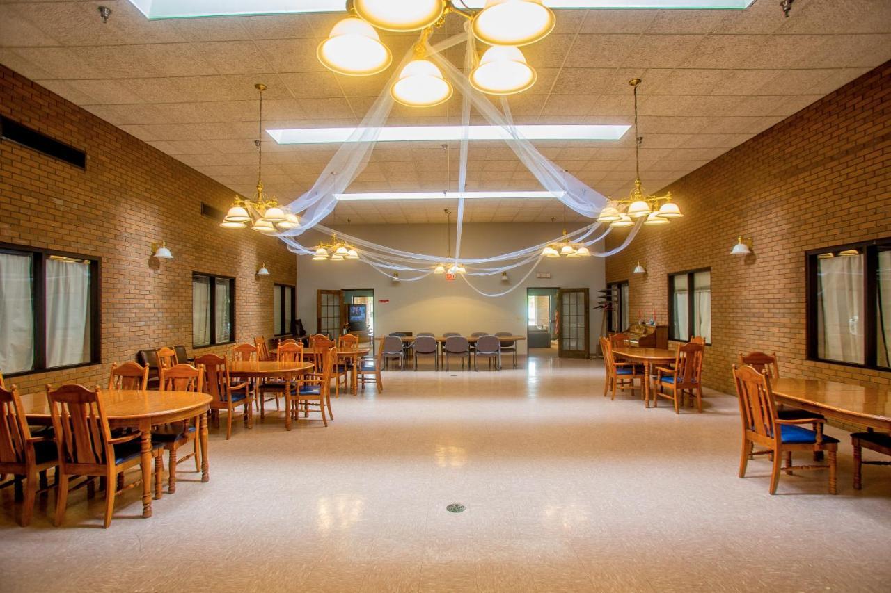 Lafayette Inn Moundsville Экстерьер фото