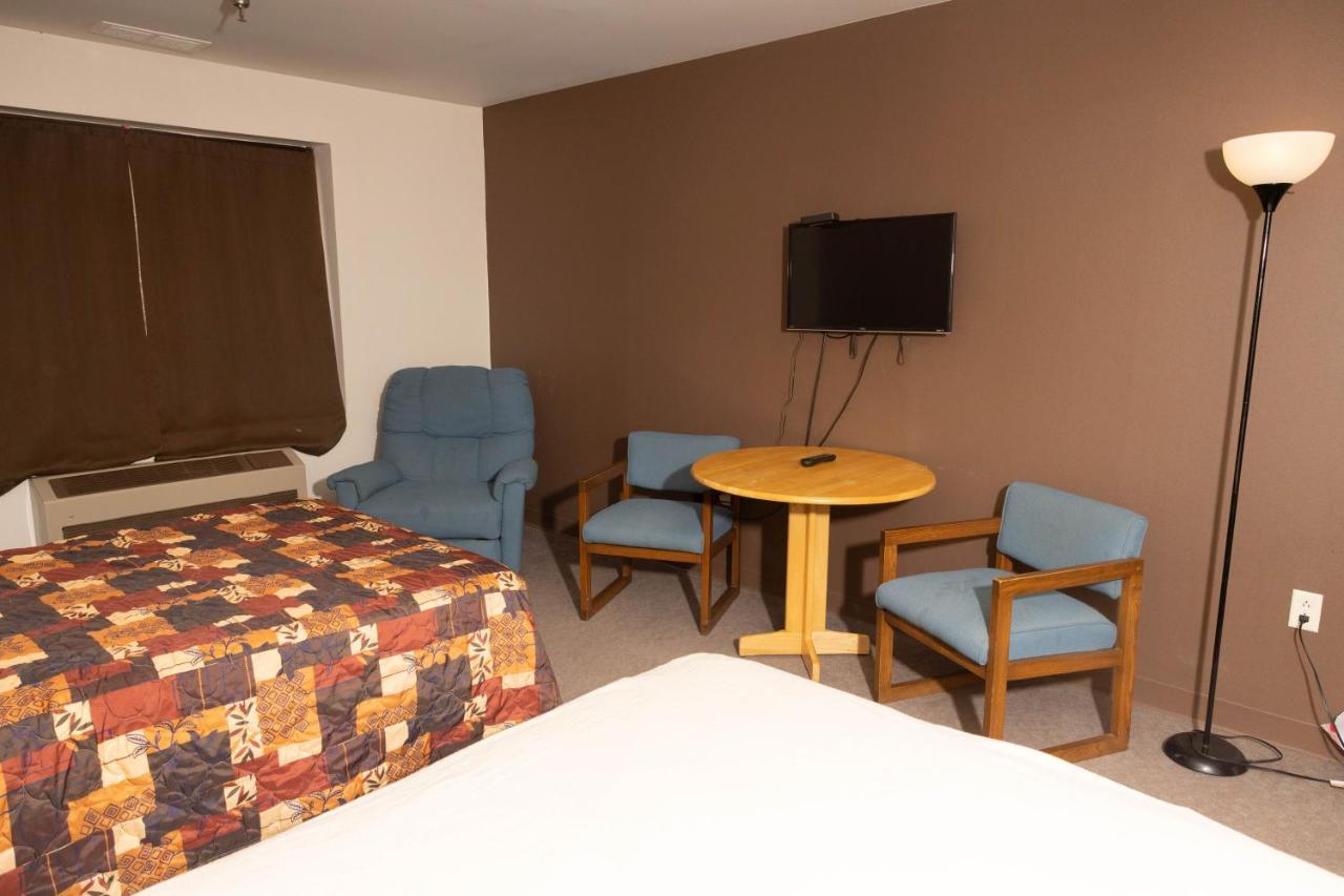 Lafayette Inn Moundsville Экстерьер фото